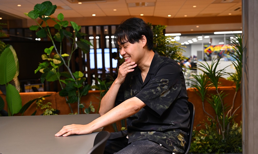 Yuta Takagi laughing bitterly
