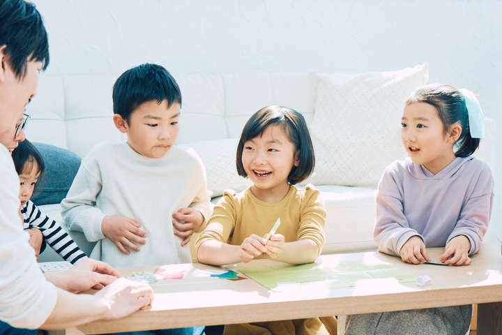 学童や幼稚園にイロトカタチをプレゼントします！